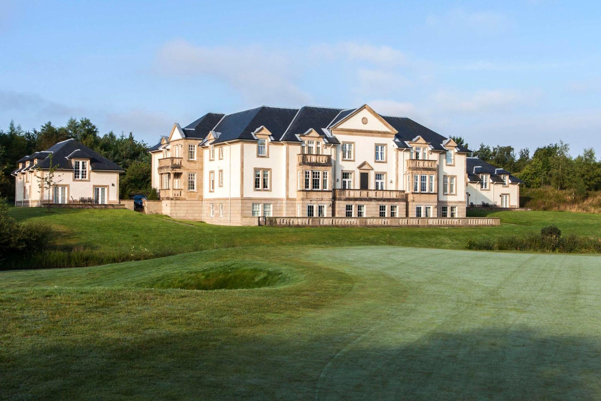 Cameron House On Loch Lomond Alexandria Ngoại thất bức ảnh The clubhouse at the 2007 Open Championship